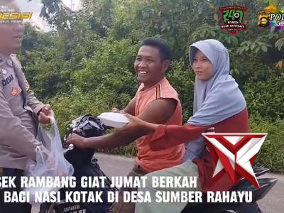 *Polri Peduli: Polsek Rambang Polres Muara Enim Berbagi Nasi Kotak di Kegiatan Jumat Berkah*