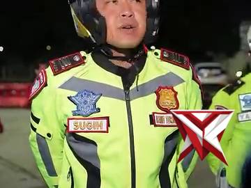 Blue light patrol Sat lantas polresta bandung ?