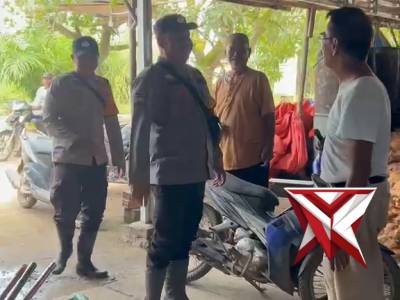 PATROLI JALAN KAKI BHABIN POLSEK LALAN.