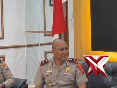 Coffee Morning Penuh Makna ??

Suasana hangat terasa saat Kapolres Magetan bersama PJU menggelar co