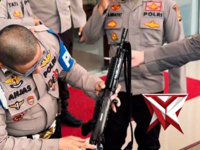 KEGIATAN PENGECEKAN SENPI OLEH PROPAM POLDA SUMSEL DI POLRES PALI - PoliceTube