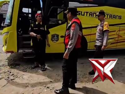 Patroli kryd Polsek Tungkal jaya - PoliceTube
