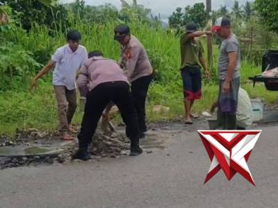 @ev3a_ SUDAHKAH ANDA BERBUAT BAIK HARI INI - PoliceTube