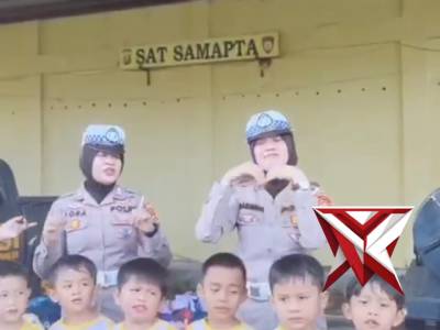 SATLANTAS POLRES OKI MELAKSANAKAN GIAT POLSANAK