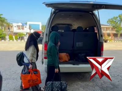 Kapolsek Bayung Lencir menyediakan program mudik gratis untuk masyarakat Bayung lencir - PoliceTube