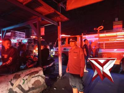 Takziah Kapolresta Bandung Kepada Korban Meninggal Dunia Insiden Ambruknya Pasar Soreang,Kabupaten B