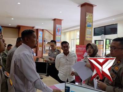 Wakapolres Lubuk Linggau cek Pelayanan terpadu - PoliceTube