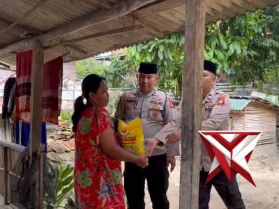 Jumat Berkah: Polri menyapa dan berbagi - PoliceTube