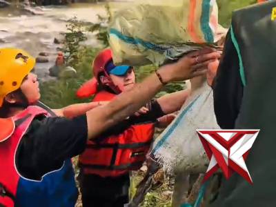 Polresta Bogor Kota Bersama Forkopimda Gelar Aksi Bersih Sungai di Sekitar Kebun Raya Bogor