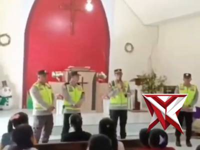 Anggota polres Mura melakasanan kegiatan Pam ibadah - PoliceTube
