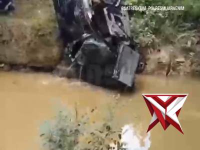 Press release ungkap kasus Satreskrim Polres Muara Enim Pencurian dengan pemberatan kendaraan mobil