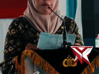 Kapolda Sumsel Irjen Pol. Dr. Sandi Nugroho, S.I.K., S.H., M.Hum. membawa kebahagiaan bagi warga