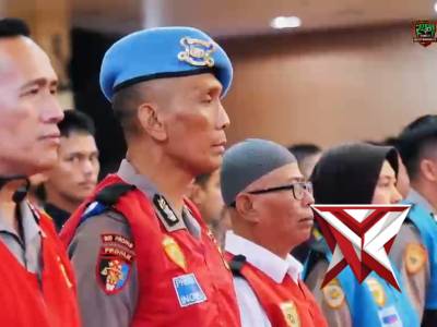 Penandatanganan pakta integritas penerimaan polri