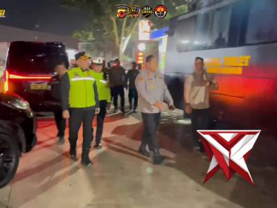 PENGECEKAN REST AREA 101 B TOL CIPALI OLEH WAKAPOLDA JABAR