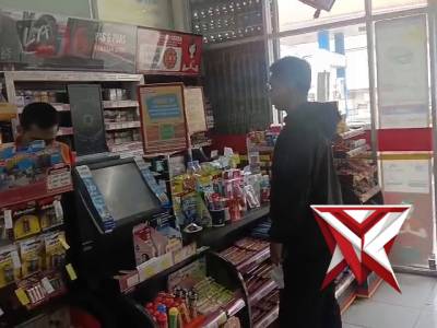 POLSEK BALONGPANGGANG: PATROLI PERTOKOAN - PoliceTube