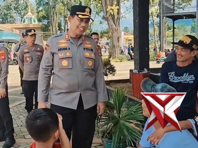 Kapolres Musi Rawas Tinjau Pengamanan Wisata Danau Aur, Pastikan Situasi Aman dan Kondusif - PoliceTube