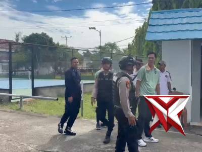 NYAGO OKI AMAN - PoliceTube