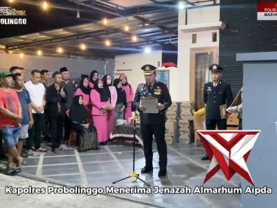 UPACARA PEMAKAMAN ANGGOTA POLRES PROBOLINGGO