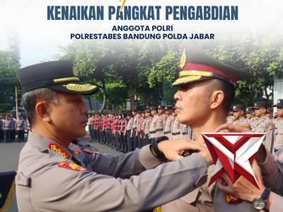 Upacara kenaikan pangkat pengabdian anggota Polri Polrestabes Bandung Polda Jawa Barat