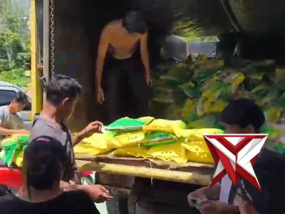 Giat gerakan pangan murah polsek nibung polres muratara - PoliceTube