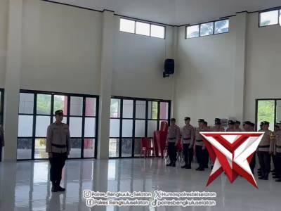 Upacara Kenaikan Pangkat Pengabdian Polres Bengkulu Selatan - PoliceTube