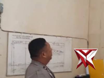 Polsek pedamaran - PoliceTube