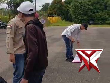 Polsek Muara Beliti dalam aksi unras melaksanakan pelayanan