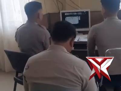 RUANGAN COMCEN 11O POLRES PALI