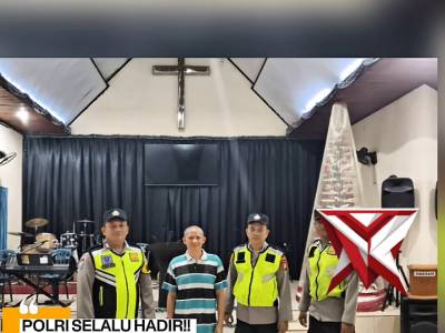 Polres OKU Selatan Hadir!! pengamanan giat Gereja Kampung Tanding
