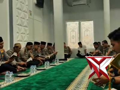 PERSONIL POLRES MUSI RAWAAS MELAKSAKAN GIAT BINROHTAL DI MASJID PORES MUSI RAWAS