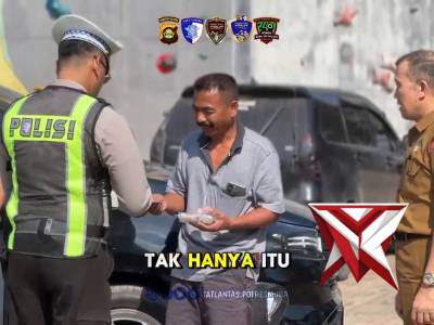 GIAT SAMSAT. IK4 - PoliceTube