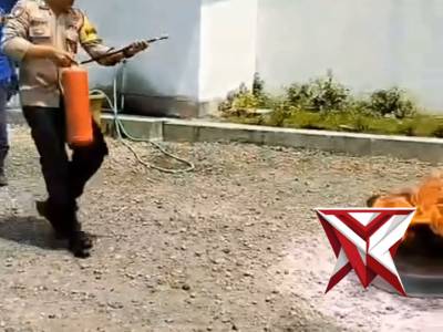 Polsek Pitu bersinergi dengan Damkar Kab. Ngawi melaksanakan Pelatihan Peningkatan Kemampuan