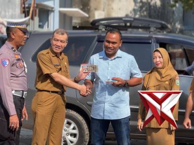 satlantas memberikan himbauan lt7 - PoliceTube