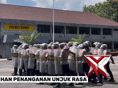 Latihan Penanganan Unjuk Rasa Sat Samapta Polres Garut ?????