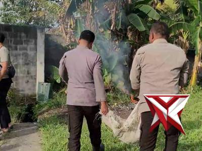 Gerakan Indonesia Asri, Pembersihan Rumah Ibadah di Wilayah kec.Kayuagung Kab.OKI

polresokihadir
