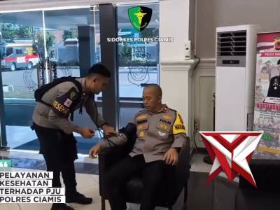 PELAYANAN KESEHATAN PJU POLRES CIAMIS DALAM RANGKA OPS KETUPAT LODAYA 2026