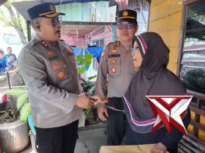 Polres Sibolga Hadirkan Kepedulian Lewat Jumat Berkah untuk Warga Kurang Mampu