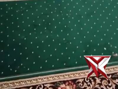 PEMASANGAN KARET AMBAL MASJID AL IKHLAS SPN POLDA SUMSEL - PoliceTube