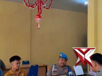 PELAYANAN SPKT POLSEK BAYUNG LENCIR MELAYANI MASYARAKAT - PoliceTube