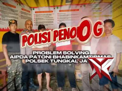 20. Aipda Fatoni membantu menyelsaikan permasalahan warga