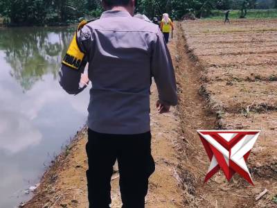 Polsek Stl Ulu Terawas melaksanakan penanaman Jagung?