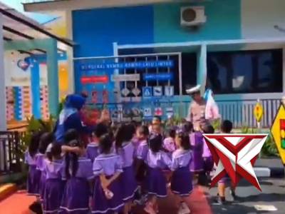 UNIT KAMSEL SAT LANTAS POLRES PALI KE SEKOLAH SEKOLAH