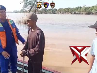 Satpolairud Polres Musi Banyuasin memberikan Imbauan kepada para nelayan - PoliceTube