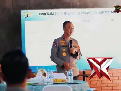 Kapolda Sumatera Selatan Irjen Pol. Dr. Sandi Nugroho, S.I.K., S.H., M.Hum. memimpin evaluasi