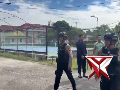 NYAGO OKI AMAN - PoliceTube