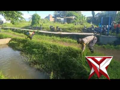 Jaga lingkungan Asri bersama Dinas pengairan,kelompok tani ,serta warga setempat sekitar sungai