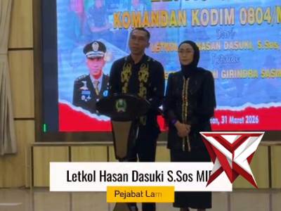 Suasana lepas sambut Komandan Kodim 0804 Magetan berlangsung dengan penuh khidmat dan kehangatan. Te