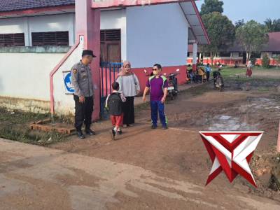 Giat pengaturan dan penjagaan Polsek Pedamaran timur