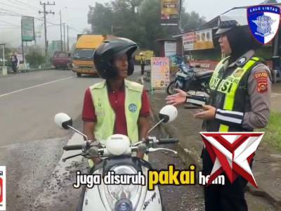 SATLANTAS POLRES MUSI RAWAS POLDA SUMSEL, MELAKSANAKAN GIAT SOSIALISASI KESELAMATAN BERKENDARA