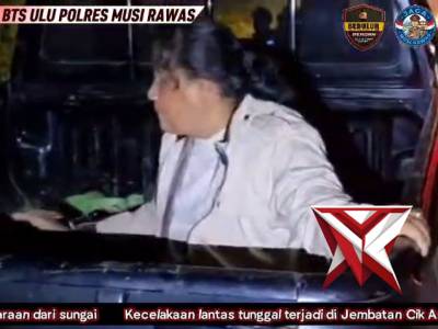 *Laka Lantas Tunggal di Jembatan Cik Ani, Korban Karyawan TVRI Palembang Selamat*